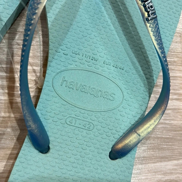 Havaianas Flip Flop Baby Blue  NWT - Picture 2 of 3